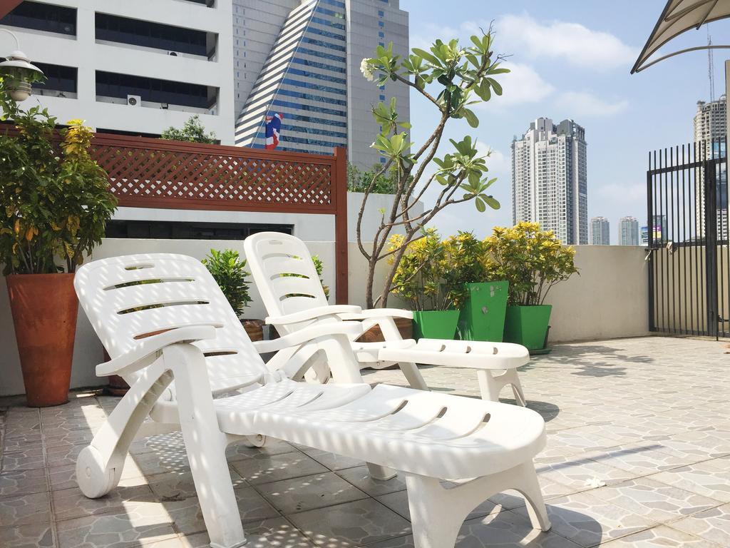 Saphaipae Hostel Bangkok Eksteriør billede