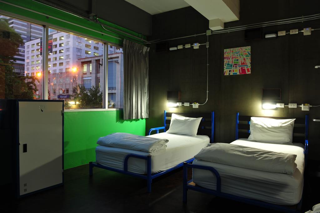Saphaipae Hostel Bangkok Værelse billede