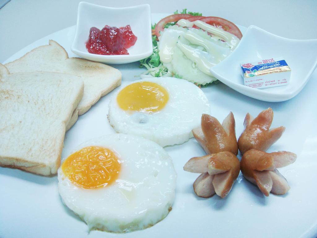 Saphaipae Hostel Bangkok Værelse billede