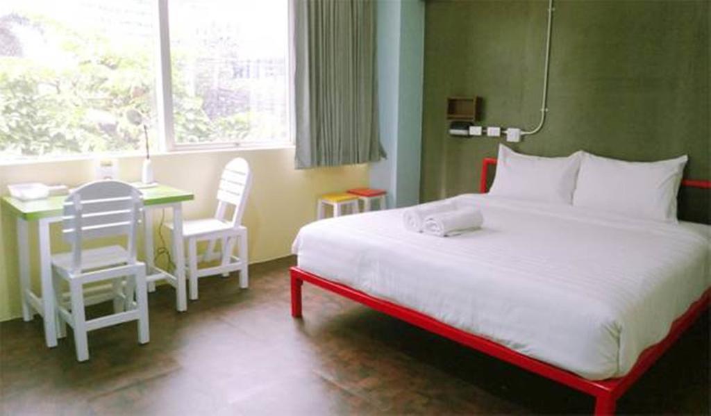 Saphaipae Hostel Bangkok Eksteriør billede