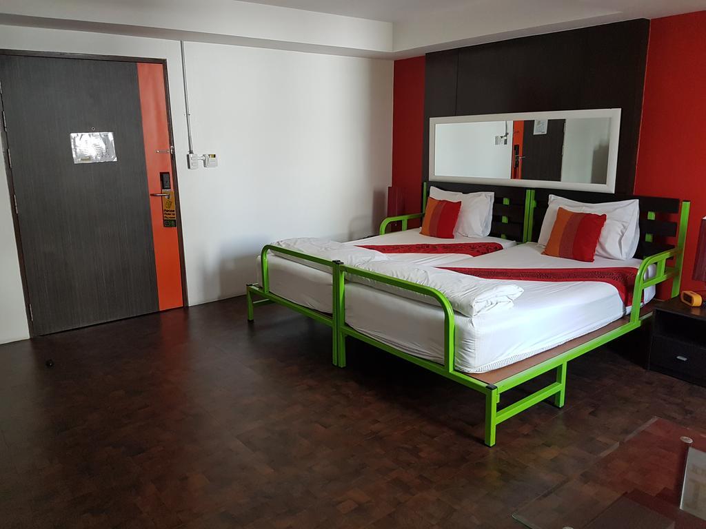 Saphaipae Hostel Bangkok Eksteriør billede