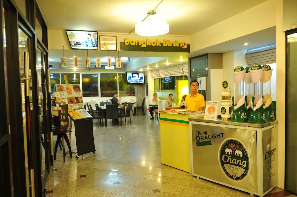 Saphaipae Hostel Bangkok Eksteriør billede